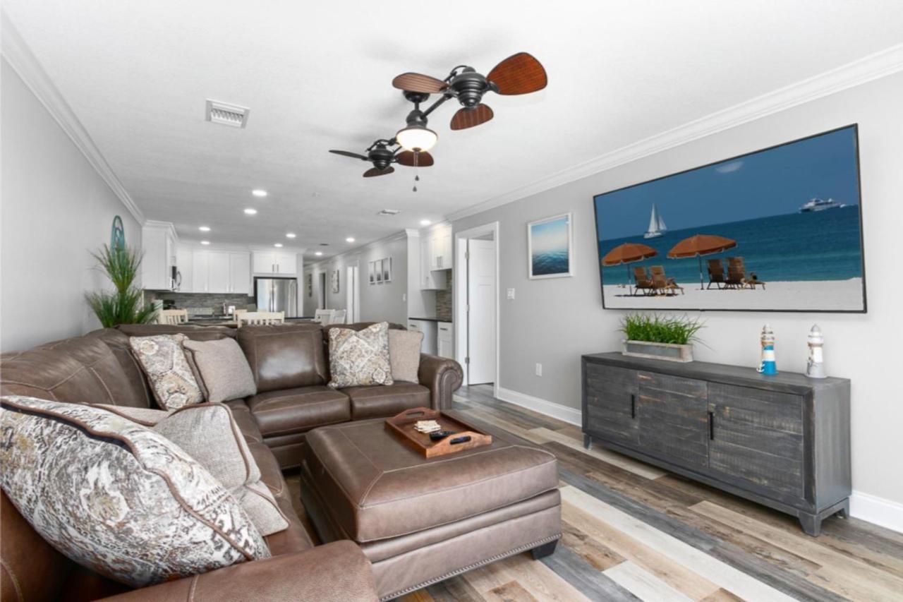 Gorgeous 3 Bedroom Condo In The Perfect Locationseaoats302 Сент-Піт-Біч Екстер'єр фото